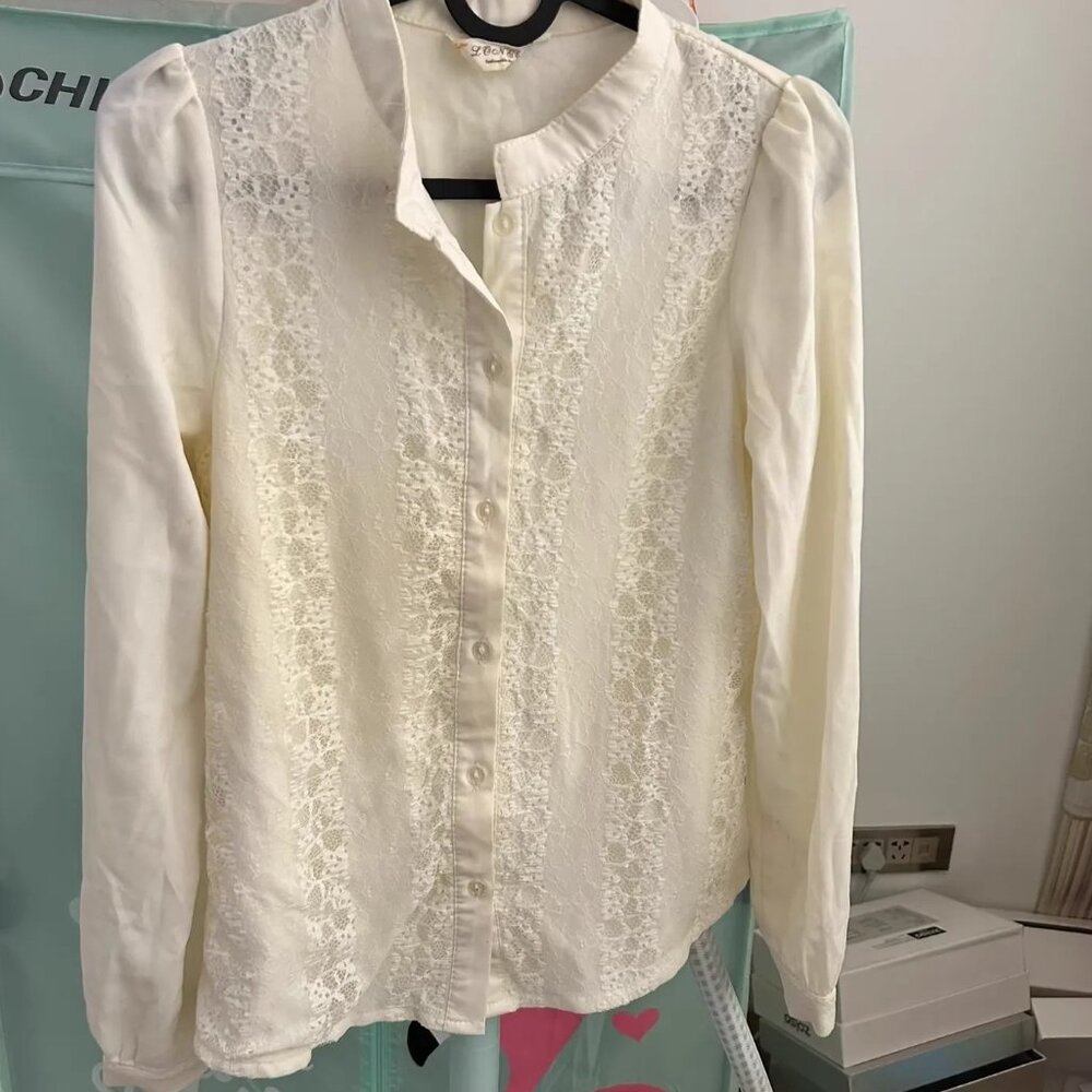 Stand collar chiffon lace long sleeve shirt